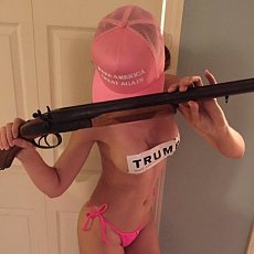 Click image for larger version. 

Name:	trump bikini shotgun.jpg 
Views:	0 
Size:	42.6 KB 
ID:	6623